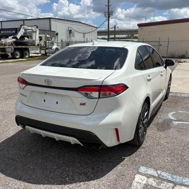 Blizzard Pearl 2021 Toyota Corolla SE