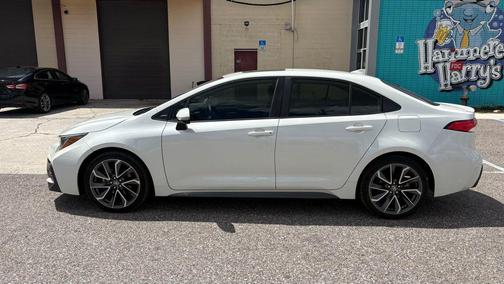 Blizzard Pearl 2021 Toyota Corolla SE