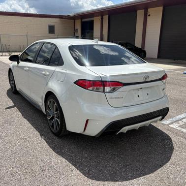 Blizzard Pearl 2021 Toyota Corolla SE