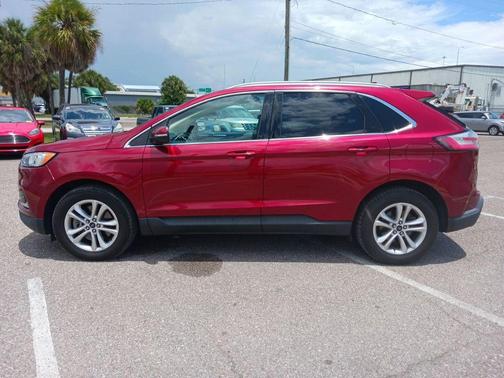 Ruby Red Metallic Tinted Clearcoat 2019 Ford Edge SEL