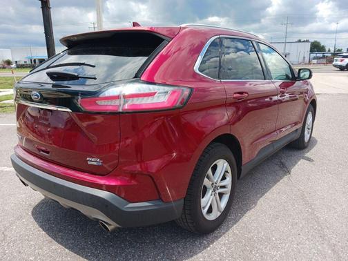 Ruby Red Metallic Tinted Clearcoat 2019 Ford Edge SEL