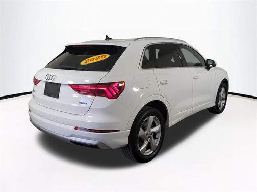 2020 Audi Q3 45 Premium