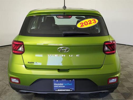 2023 Hyundai VENUE SE