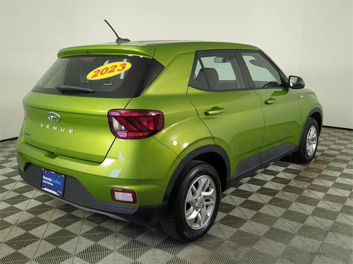 2023 Hyundai VENUE SE