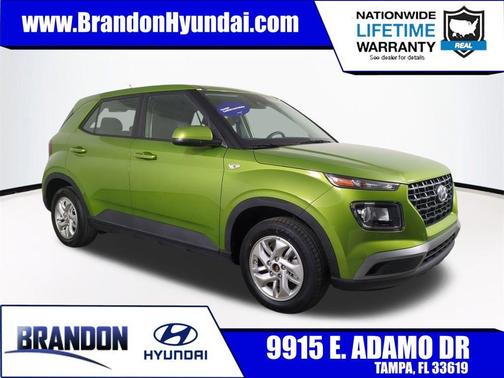 2023 Hyundai VENUE SE