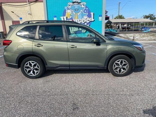 2020 Subaru Forester Premium
