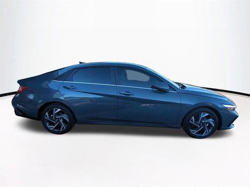 Ecotronic Gray 2026 Hyundai ELANTRA Limited