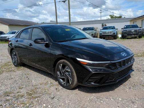 2025 Hyundai ELANTRA HEV SEL Sport