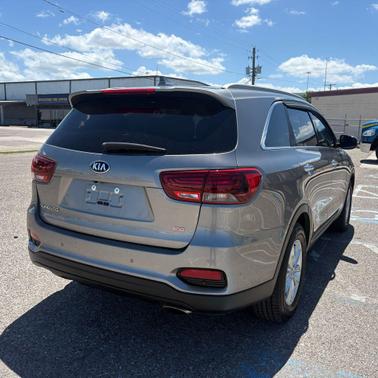 Titanium Silver 2019 Kia Sorento LX
