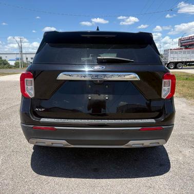Agate Black Metallic 2022 Ford Explorer XLT