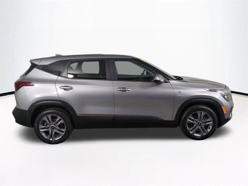 2022 Kia Seltos LX