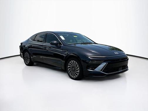 2025 Hyundai SONATA Hybrid Limited