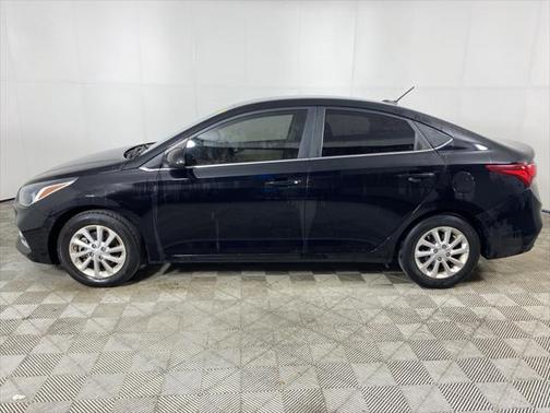 2022 Hyundai Accent SEL