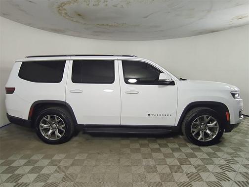 2022 Jeep Wagoneer Series II 4x2