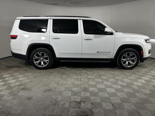2022 Jeep Wagoneer Series II 4x2