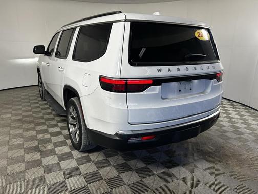 2022 Jeep Wagoneer Series II 4x2