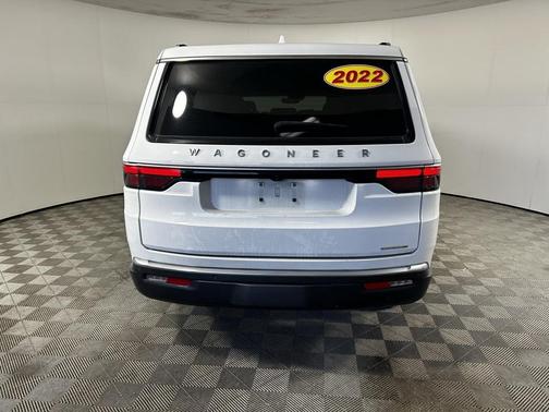 2022 Jeep Wagoneer Series II 4x2