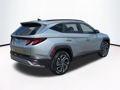 Shimmering Silver 2026 Hyundai TUCSON SEL
