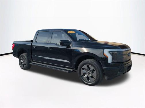 2024 Ford F-150 Lightning LARIAT