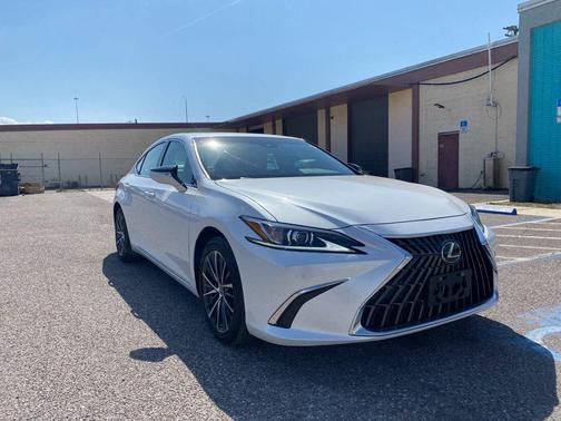 2023 Lexus ES 350 Base