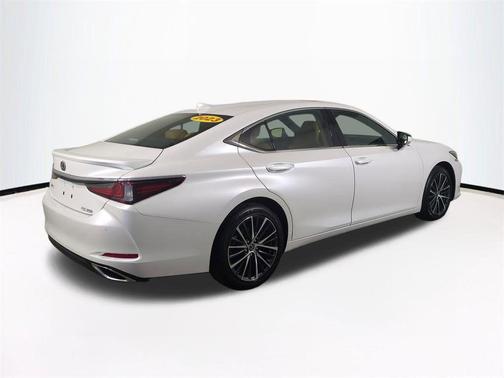 2023 Lexus ES 350 Base