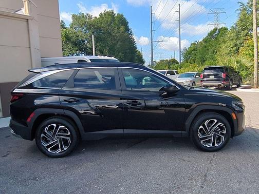 Phantom 2026 Hyundai TUCSON SEL Plus