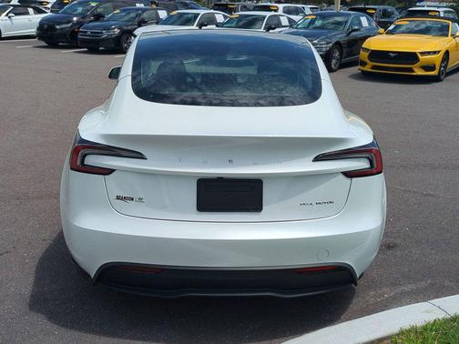 Pearl White Multi-Coat 2024 Tesla Model 3 Long Range