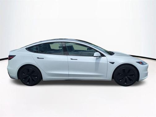 Pearl White Multi-Coat 2024 Tesla Model 3 Long Range