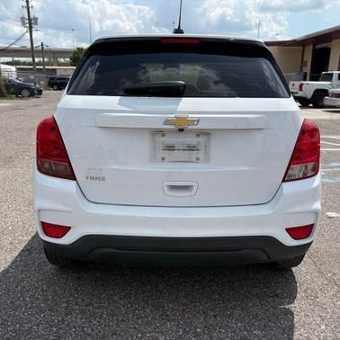 Summit White 2019 Chevrolet Trax LS