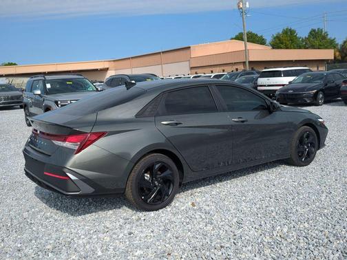 2026 Hyundai ELANTRA Sport