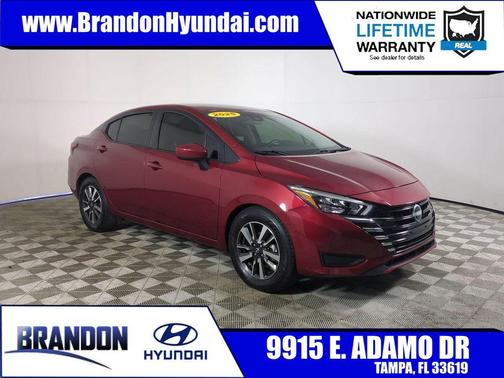 Scarlet Ember Tintcoat 2025 Nissan Versa 1.6 SV