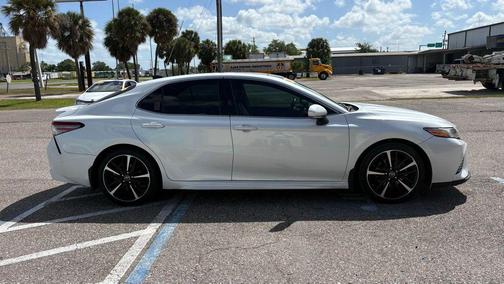 2018 Toyota Camry XLE