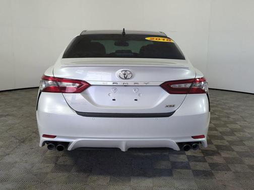 Pearl 2018 Toyota Camry XSE