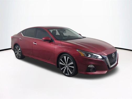 2020 Nissan Altima Platinum FWD