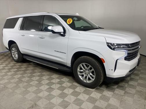 2023 Chevrolet Suburban LT