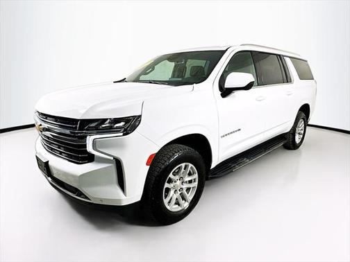 2023 Chevrolet Suburban LT