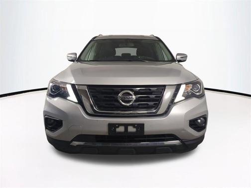 2018 Nissan Pathfinder SV