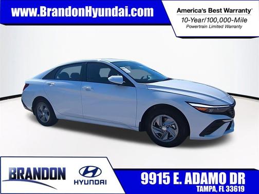 2026 Hyundai ELANTRA SE