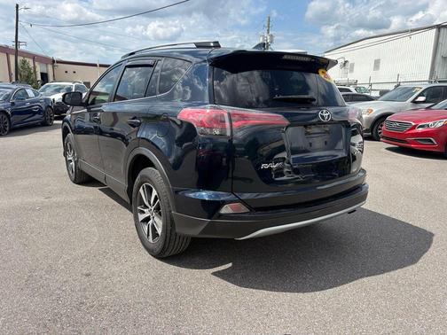 Aqua 2017 Toyota RAV4 XLE