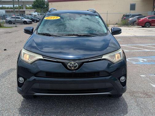 Aqua 2017 Toyota RAV4 XLE