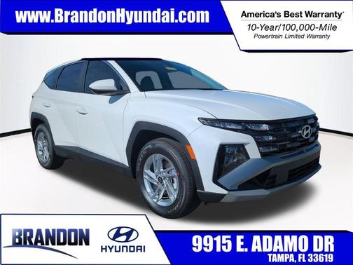 2026 Hyundai TUCSON SE