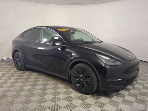 Solid Black 2023 Tesla Model Y Long Range Dual Motor All-Wheel Drive