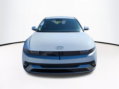 2026 Hyundai IONIQ 5 SE Standard Range