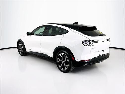 2022 Ford Mustang Mach-E Premium