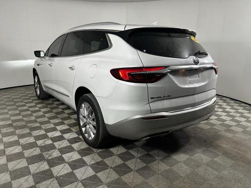2021 Buick Enclave FWD Essence