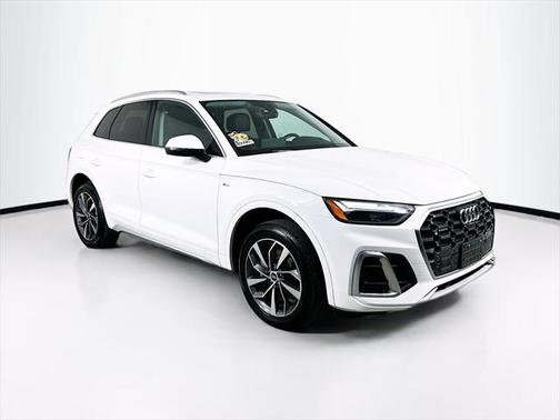 2023 Audi Q5 45 S line Premium Plus