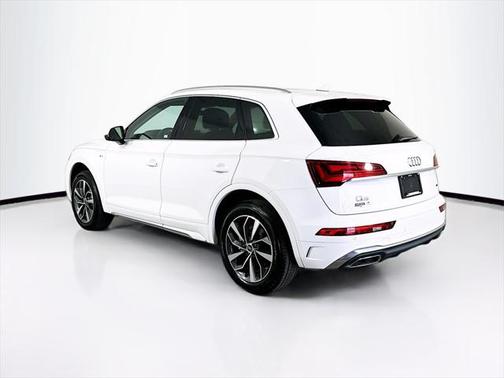 2023 Audi Q5 45 S line Premium Plus