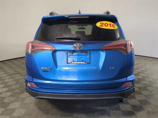 2016 Toyota RAV4 LE