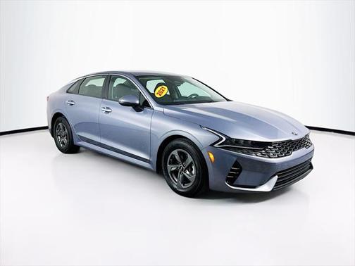 2021 Kia K5 LX