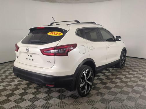 2021 Nissan Rogue Sport SL